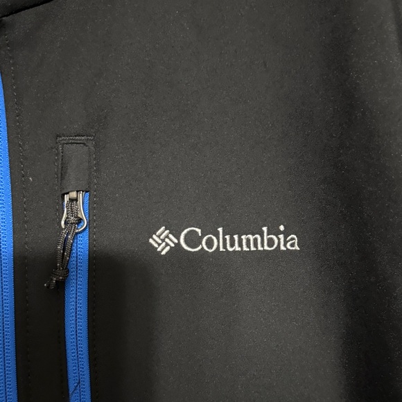 Columbia Men's Black Performance Jacket with Blue Trim. XLT - Picture 2 of 10